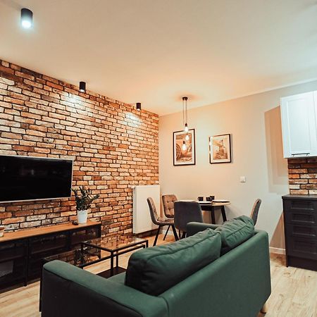 Loft Luxury Apartment & Parking 莱什诺 外观 照片